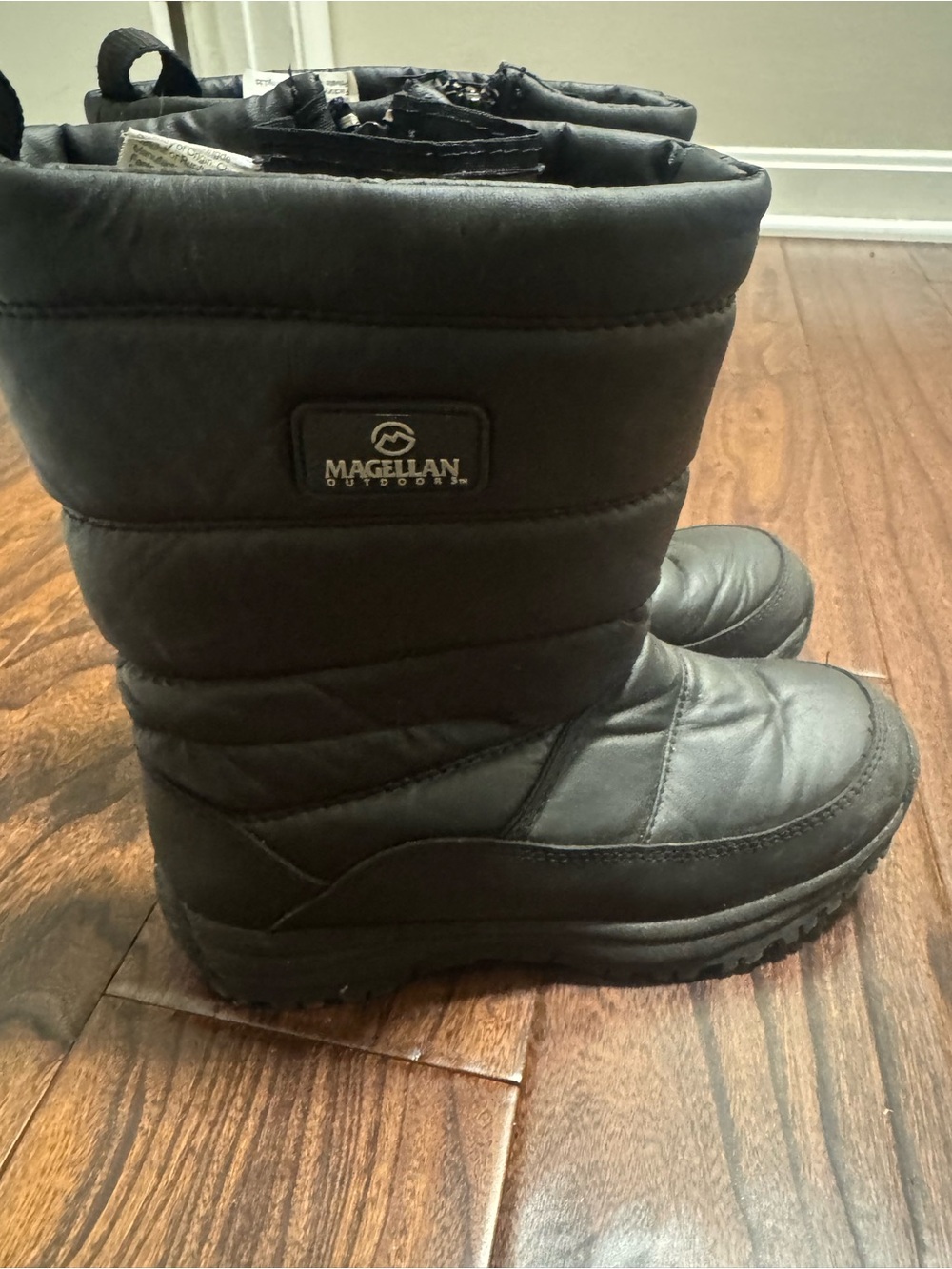 Magellan Outdoors Kids Black Snow Boots